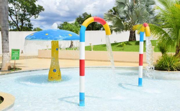 Encontro Das Aguas Caldas - Cortesia Ingressos Da Rede Wam Opcoes Water Park, Nautico E Clube Prive Caldas Novas Eksteriør bilde